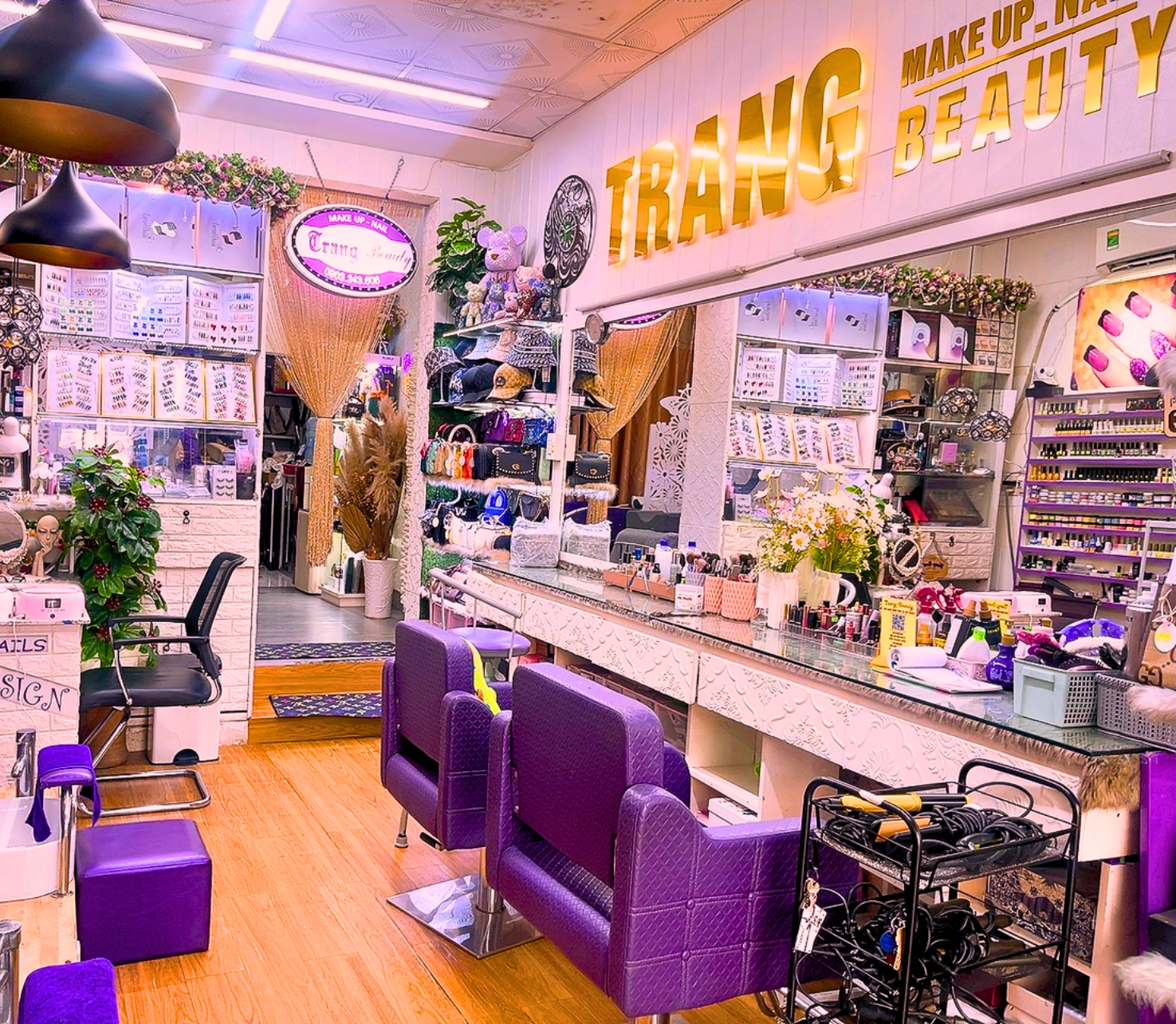 Trang Beauty - Tiệm Làm Nail Đẹp Và Uy Tín Nhất Tại Hóc Môn 