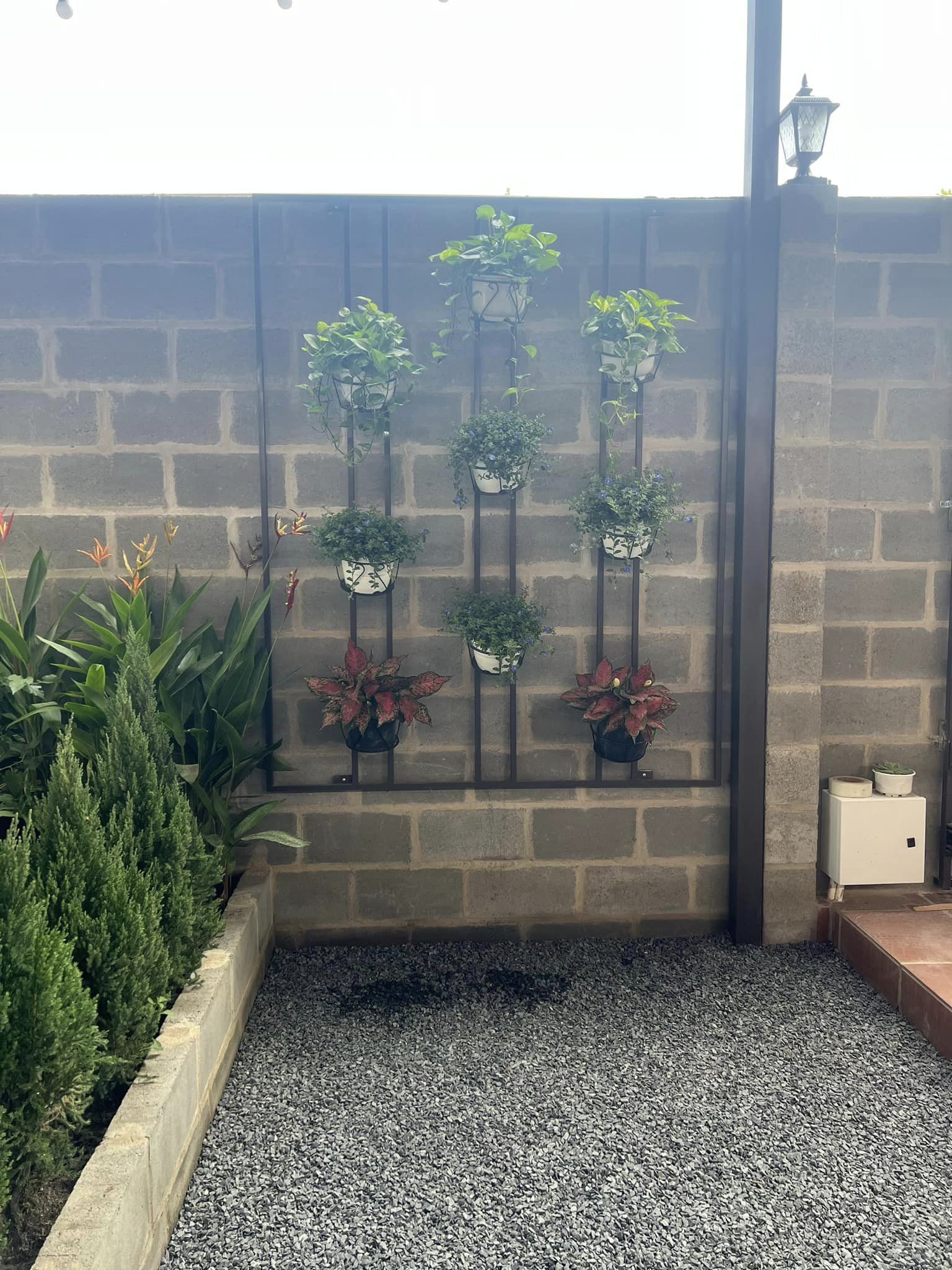 Cà phê Nhà Mị Đà Lạt thu nhỏ tại Hóc Môn - tiệm hoa nhà mị