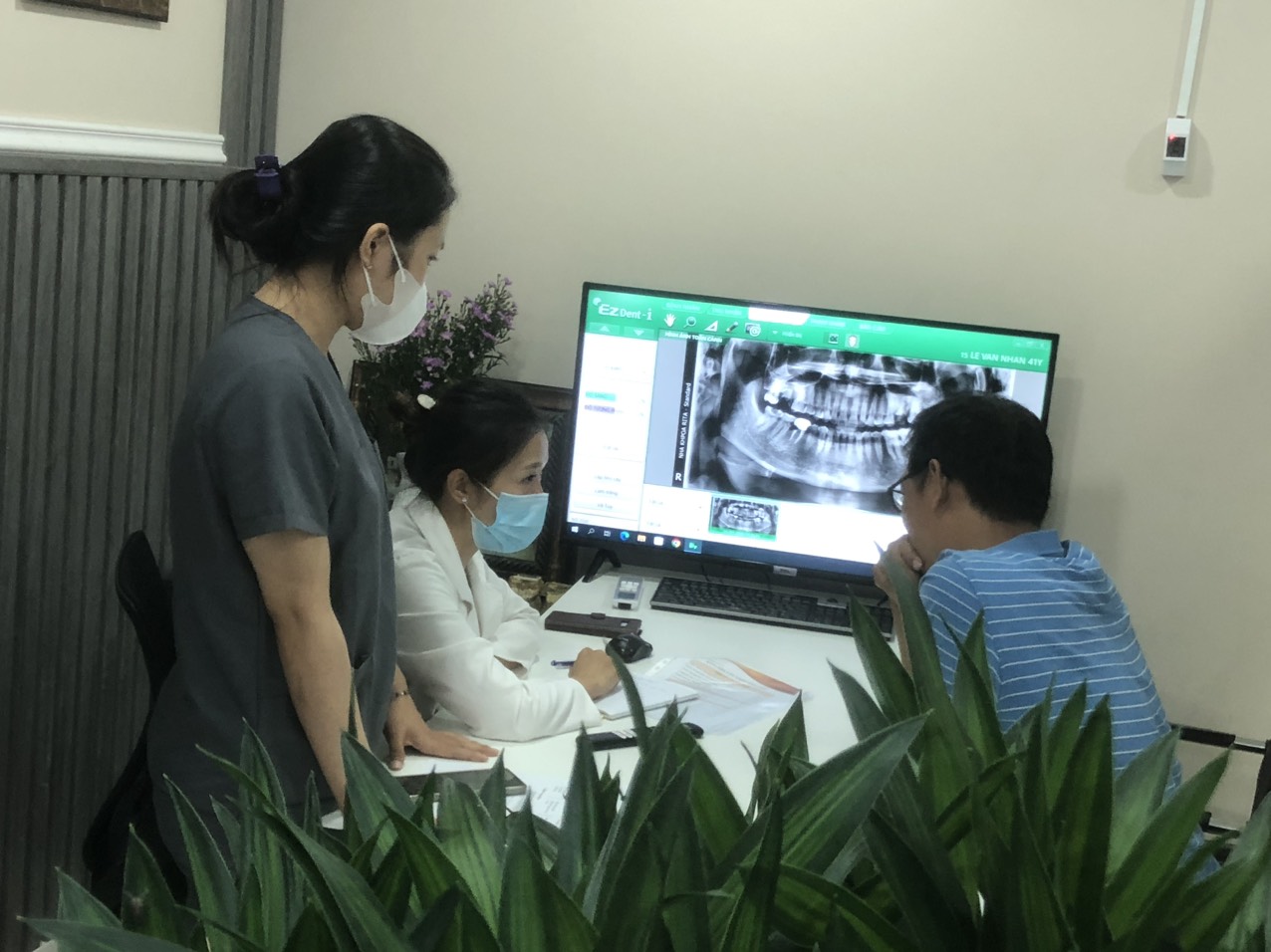 Lý do Mọi người chọn lựa rita nha khoa hàng đầu hóc môn